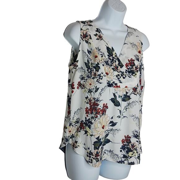 Loft Petites Sleeveless Floral Blouse NWOT - Picture 2 of 10